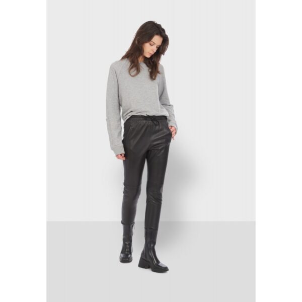gift-ref-63641-black-genuine-leather-jogpants (1)